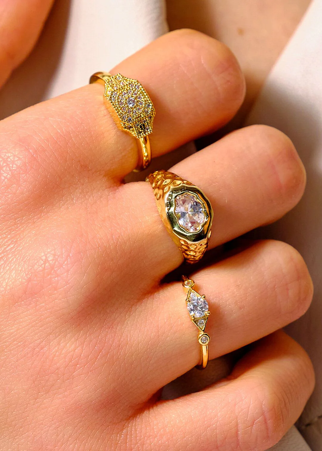 BAGUE - AKITA - Image 2