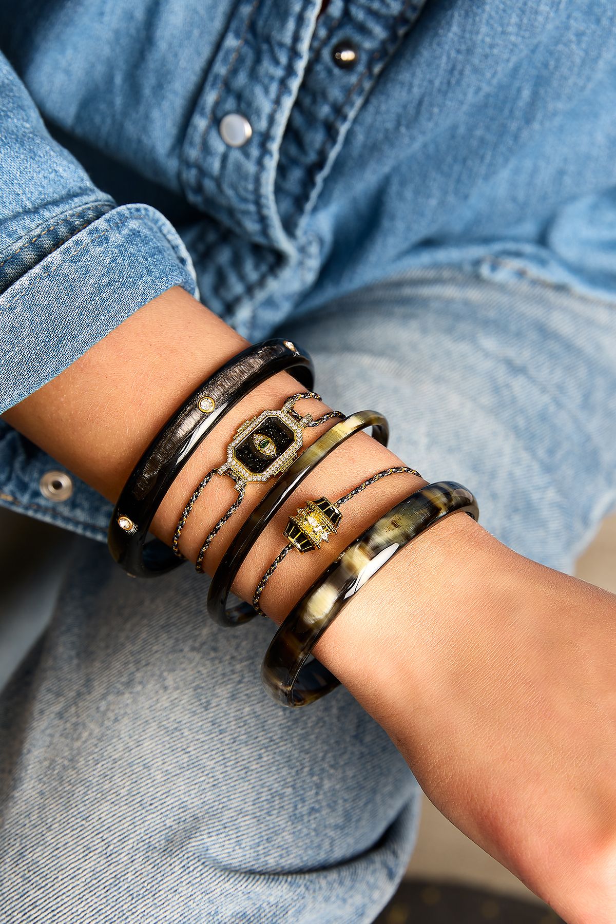 BRACELET - SMALL BLACK LUPITA I T2 - Image 2