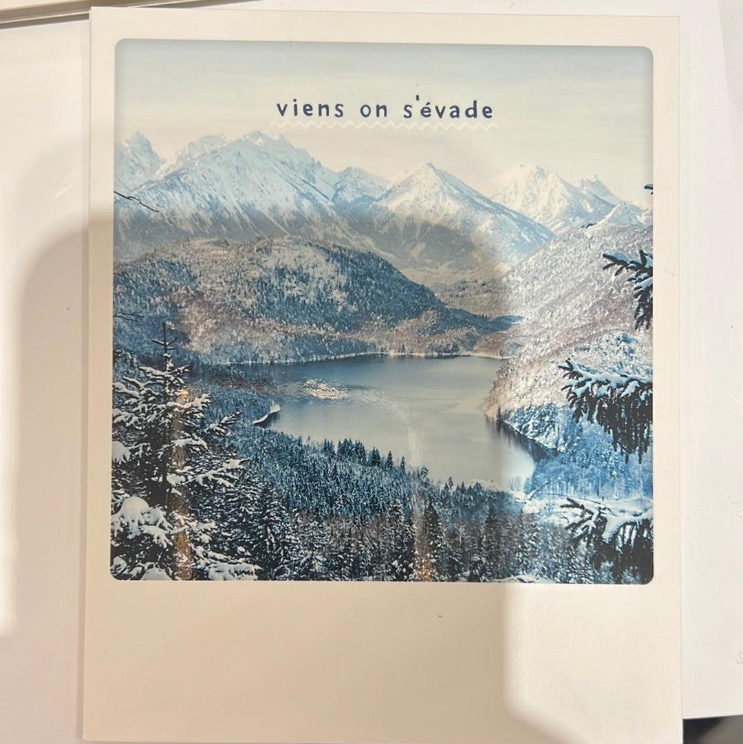 Carte postale - Format Polaroide - viens on s’évade