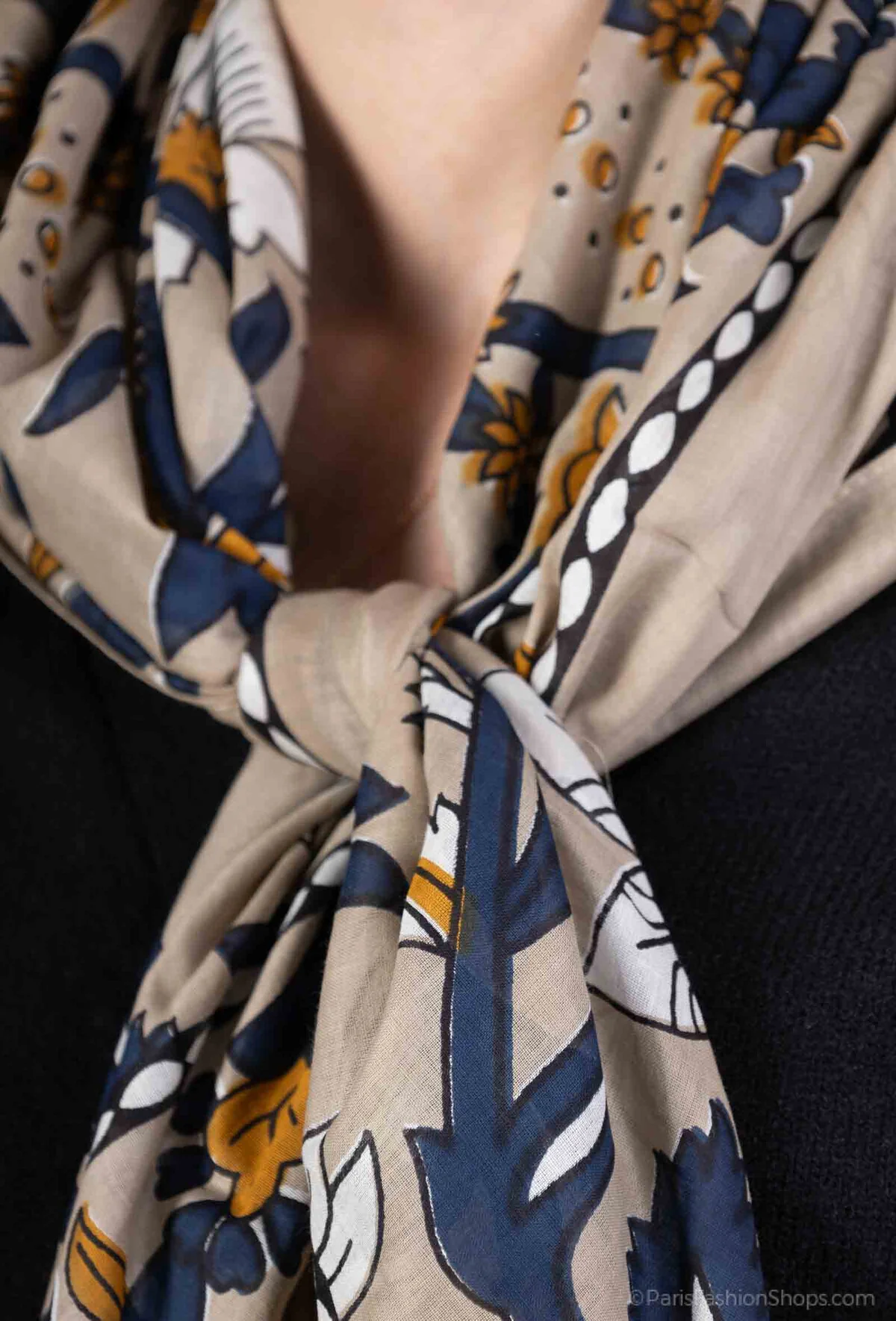 Foulard Line I Beige - Image 2