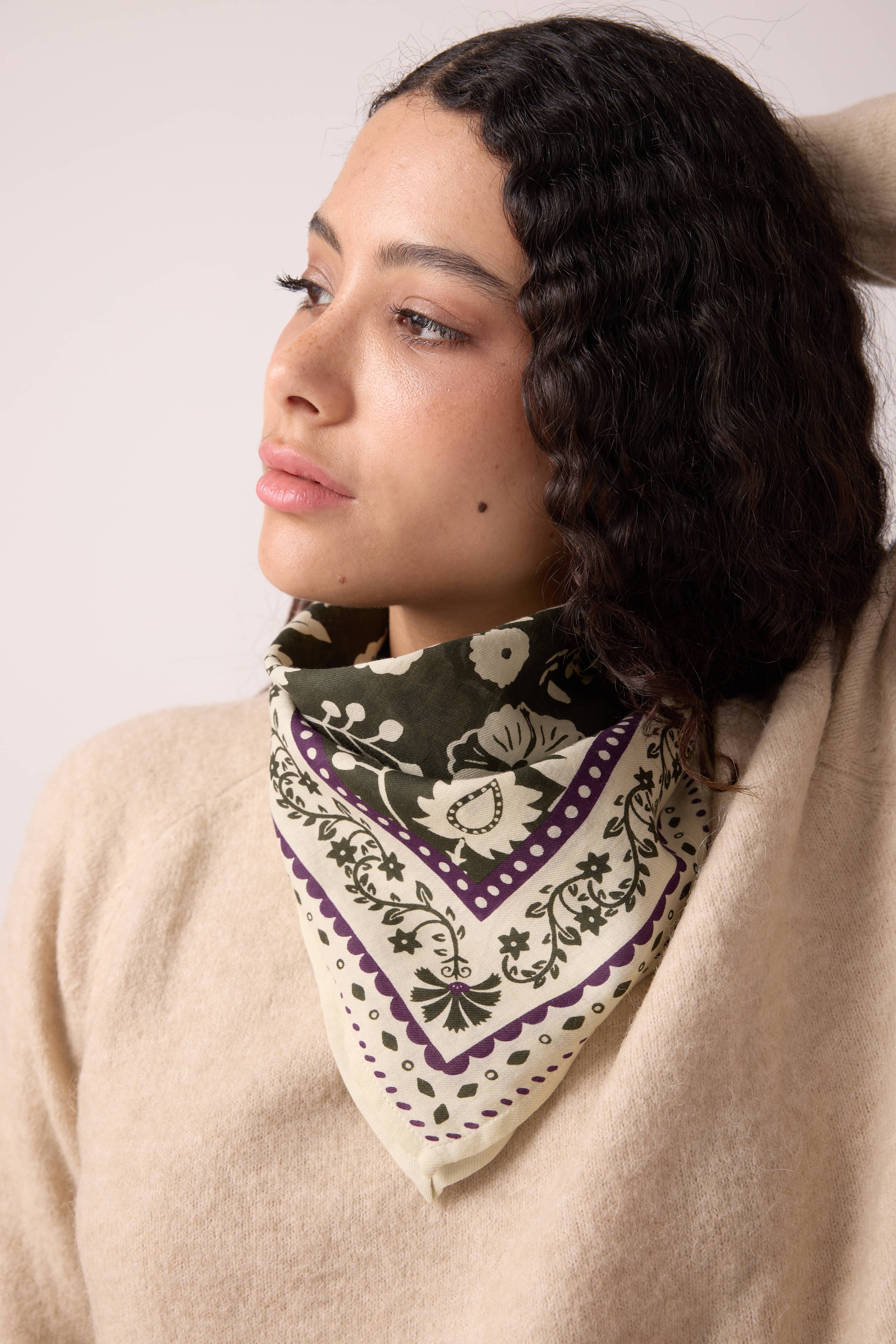 FOULARD TWILL DE COTON KAKI SMALL INDIENNES