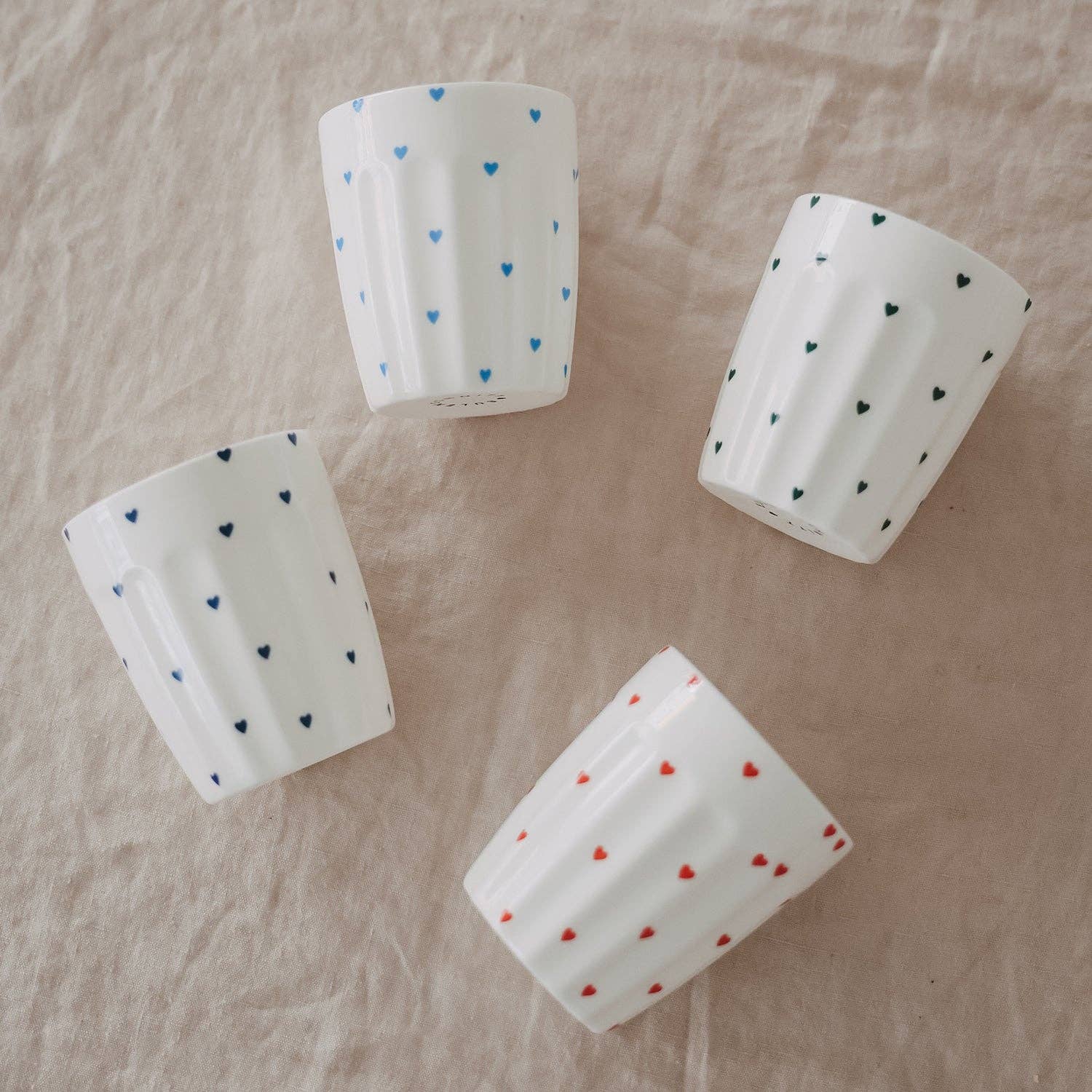 Gobelets petits cœurs bleu clair - Image 4