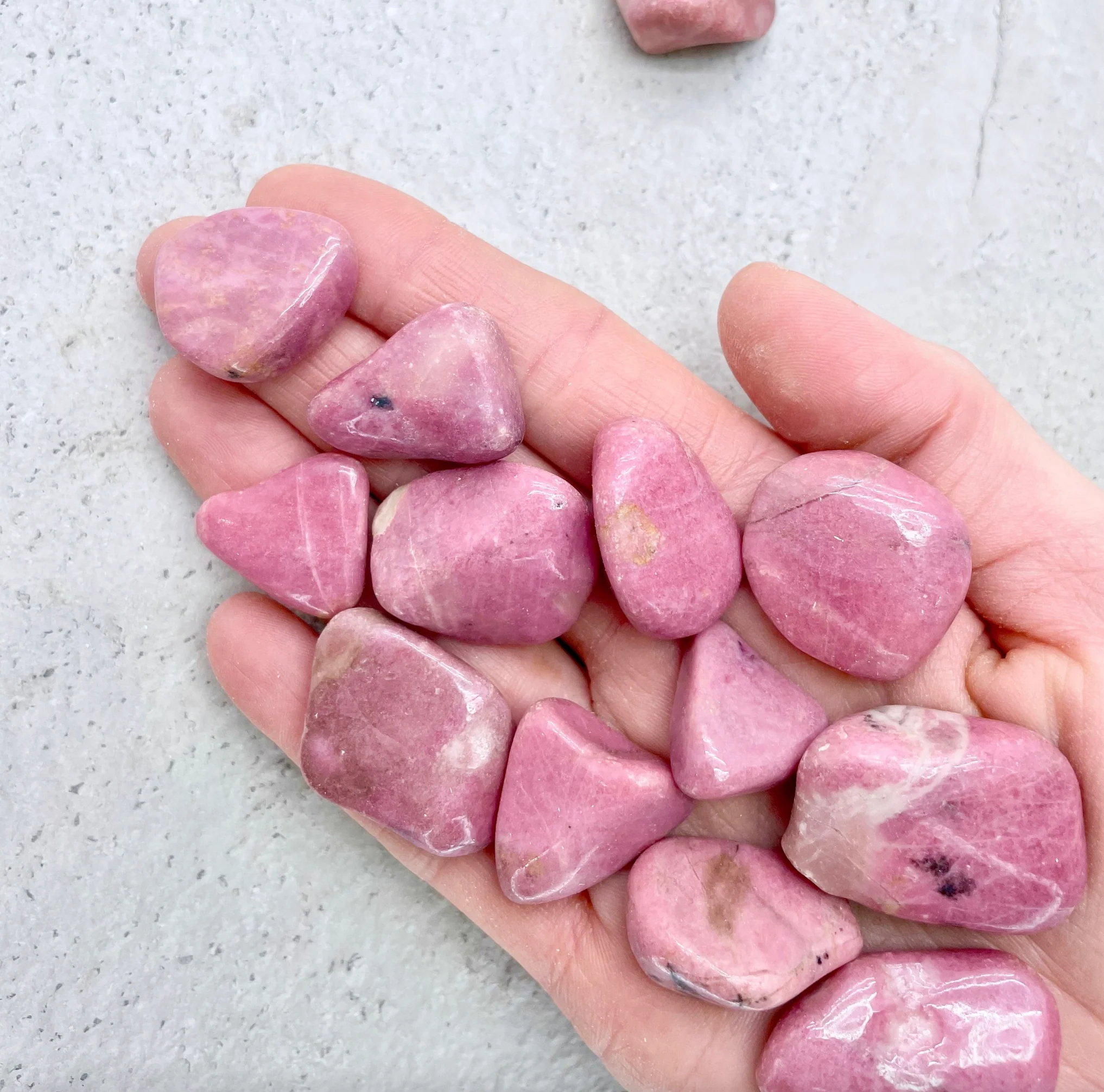 Pierre I RHODONITE
