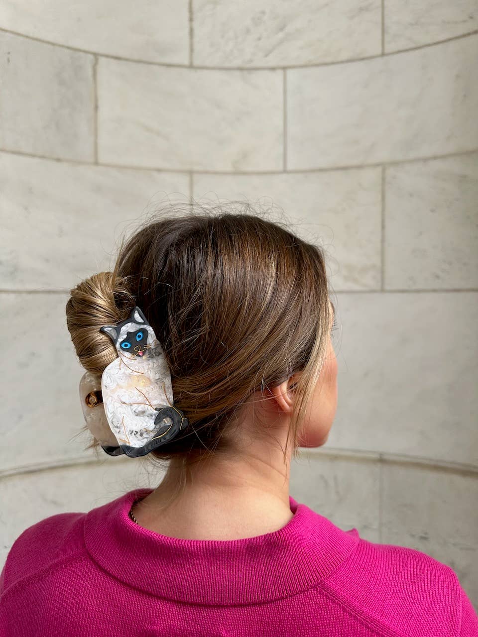 Pince à cheveux en forme de chat siamois peinte à la main | Écologique - Image 3