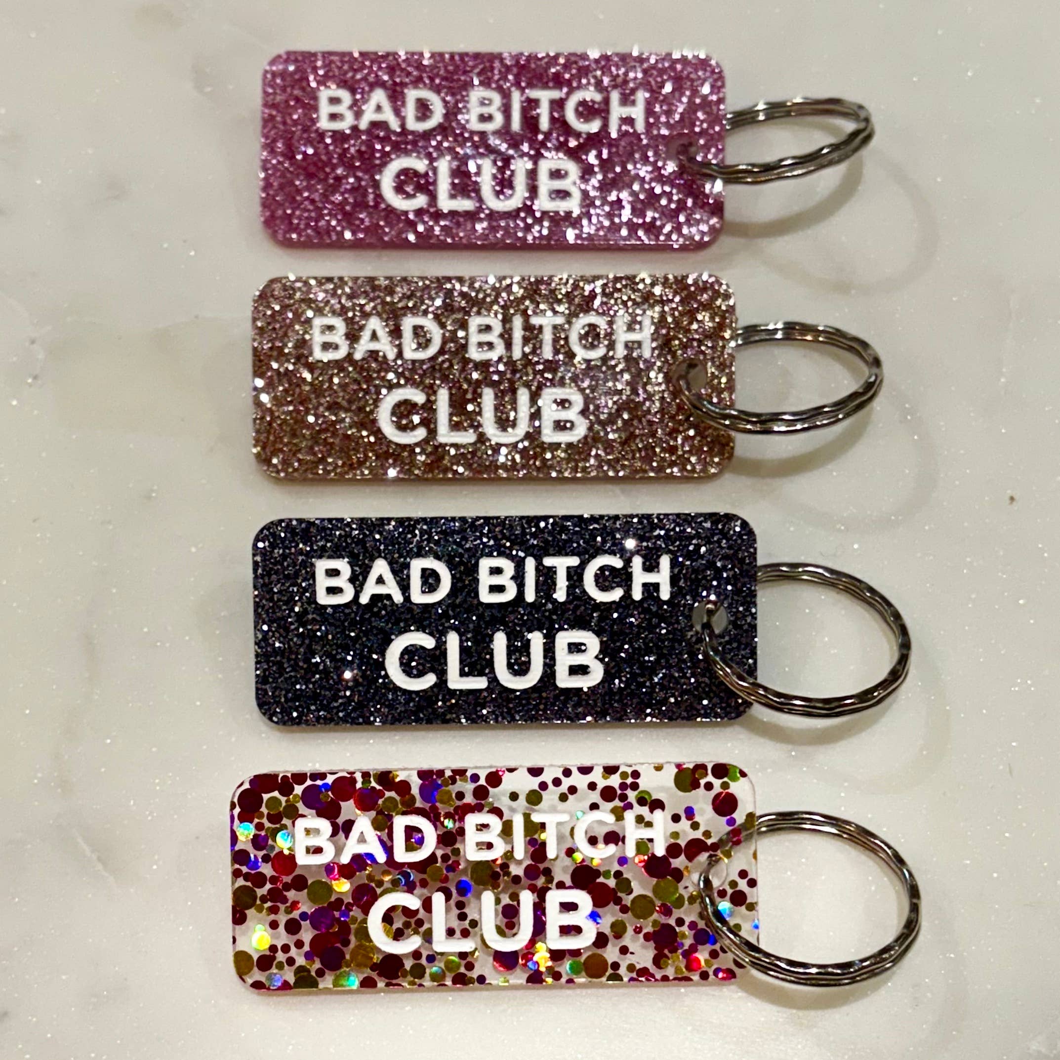 Porte-clés à paillettes I BAD BITCH CLUB Fuchsia - Image 3