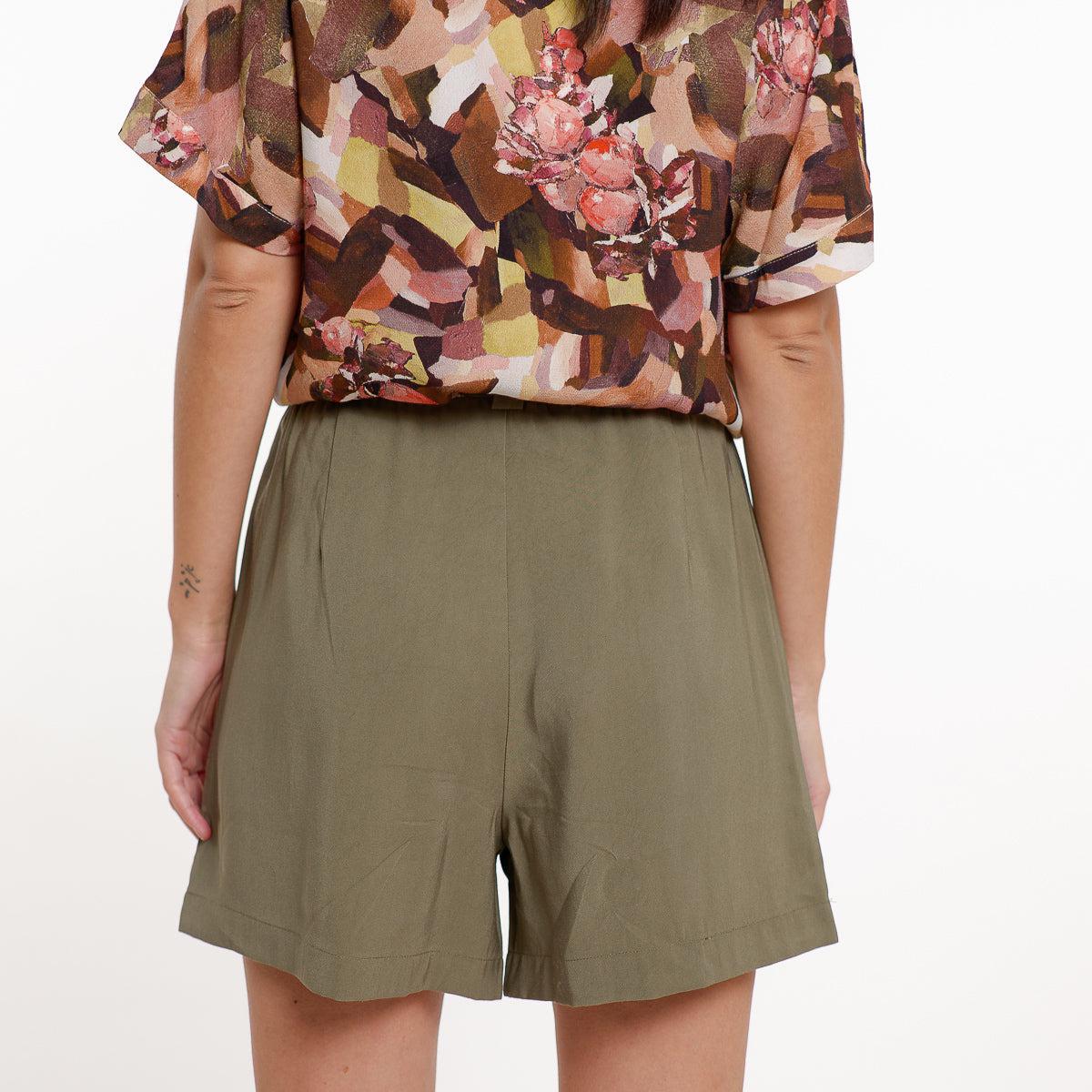 Short Charleen I Khaki - Image 2
