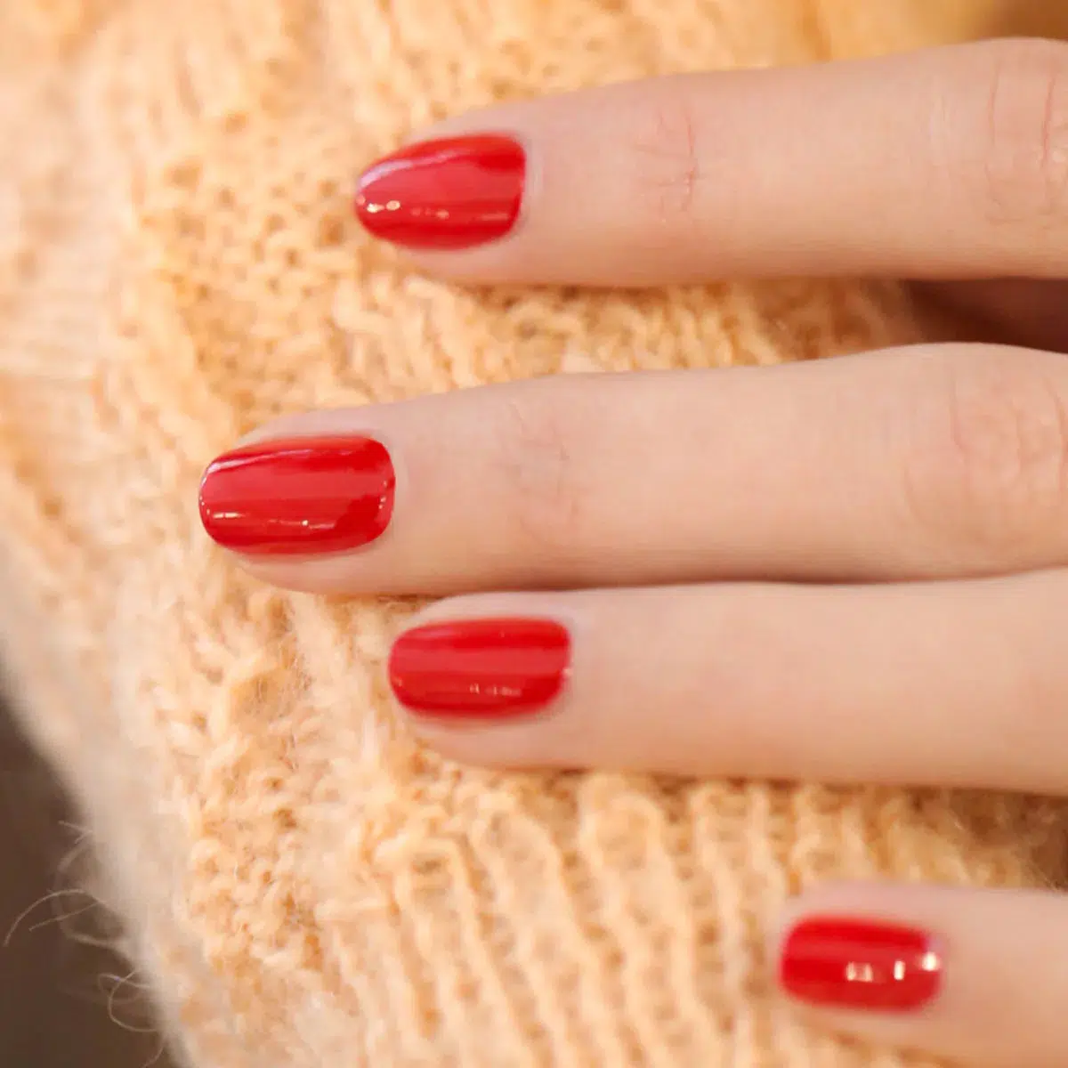 Vernis I Poppy Red - Image 3